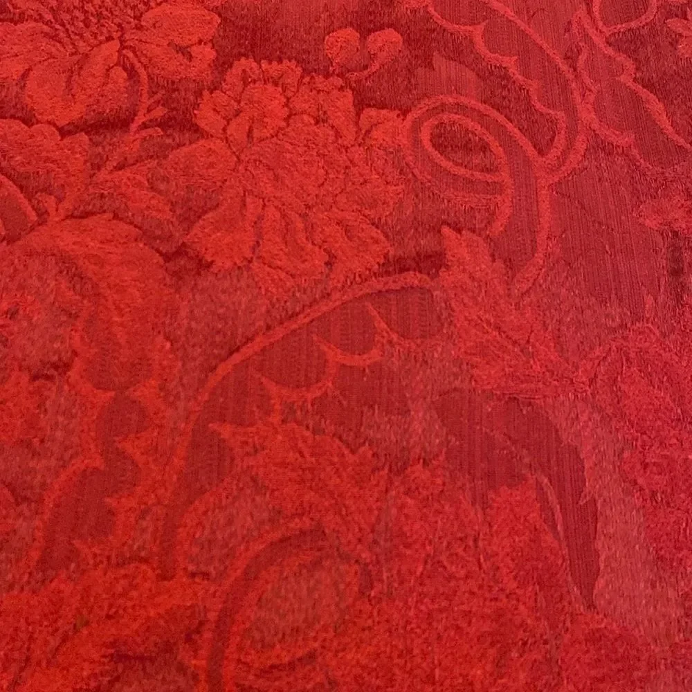 Table Linen Elegant Tapestry Print Rich Red 56” x100” - Picture 3 of 8
